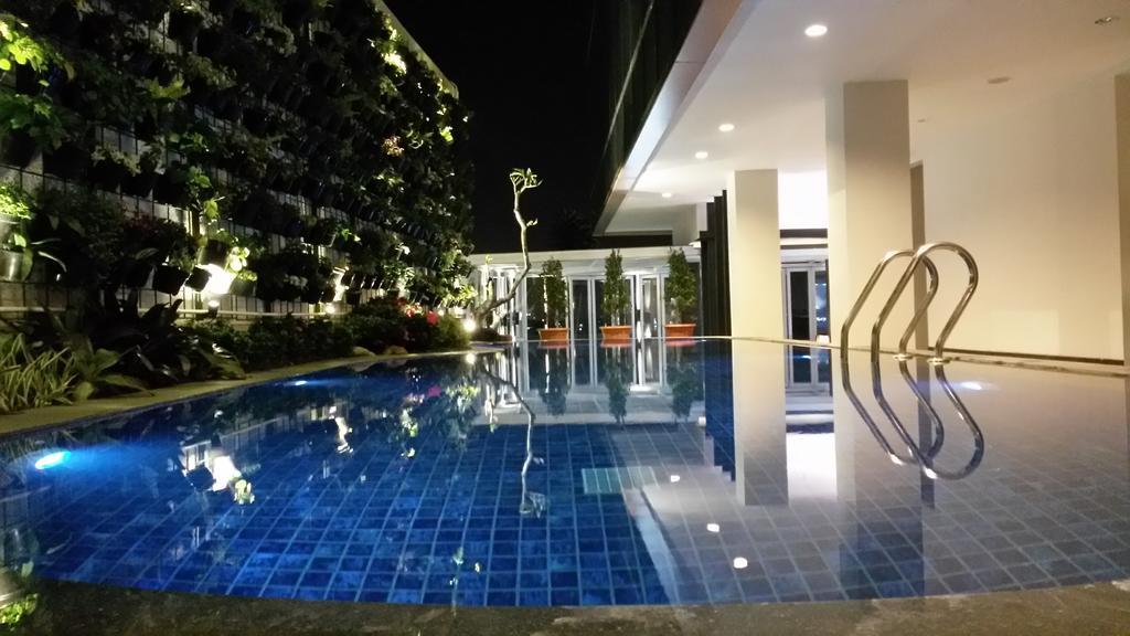 D'Best Hotel Pasar Baru Бандунг Екстер'єр фото
